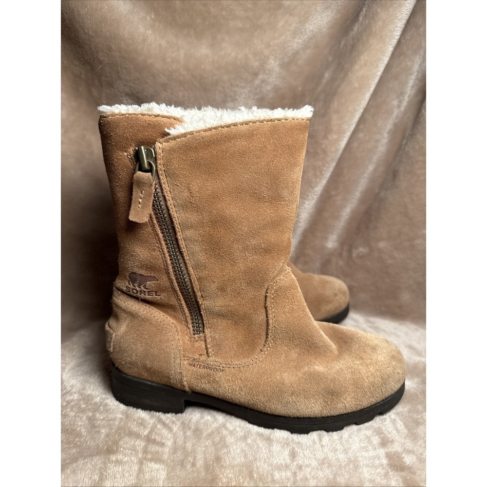 Sorel Waterproof Suede Winter Boots Kids Sz 2 Tan Faux Fur Lined Durable Outdoor